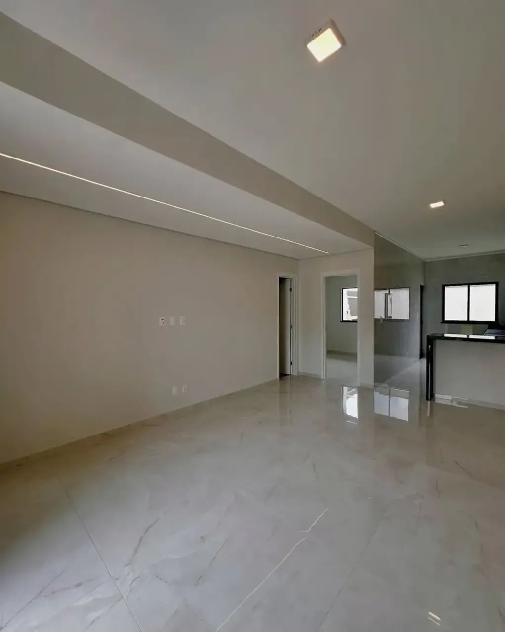 CASA DE ESQUINA COM 3 SUÍTES EM RUA PRIVATIVA NO EUSÉBIO - Foto 3
