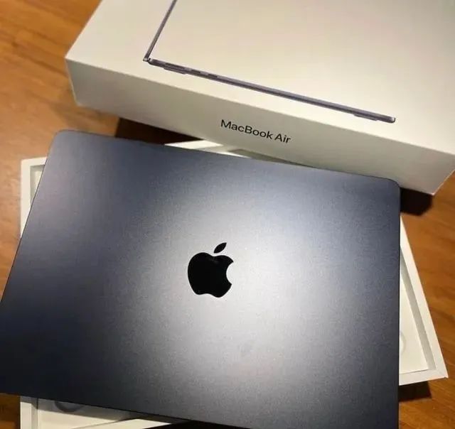 MacBook Air M5 16GB RAM 512GB SSD 13'' Midnight - Notebooks