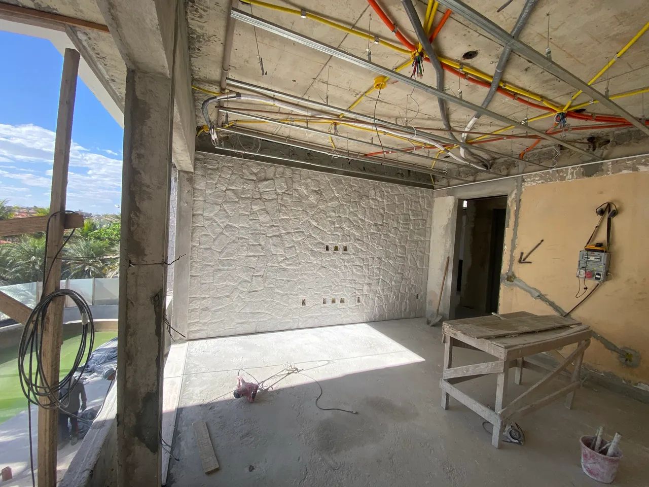Quer transformar a fachada da sua casa, a área da piscina ou aquela parede da sala - Foto 3