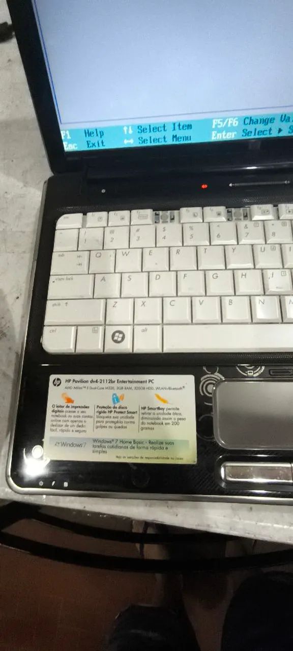 Notebook Hp pavilion AMD dual core sem sistema e carregador no precinho - Foto 3