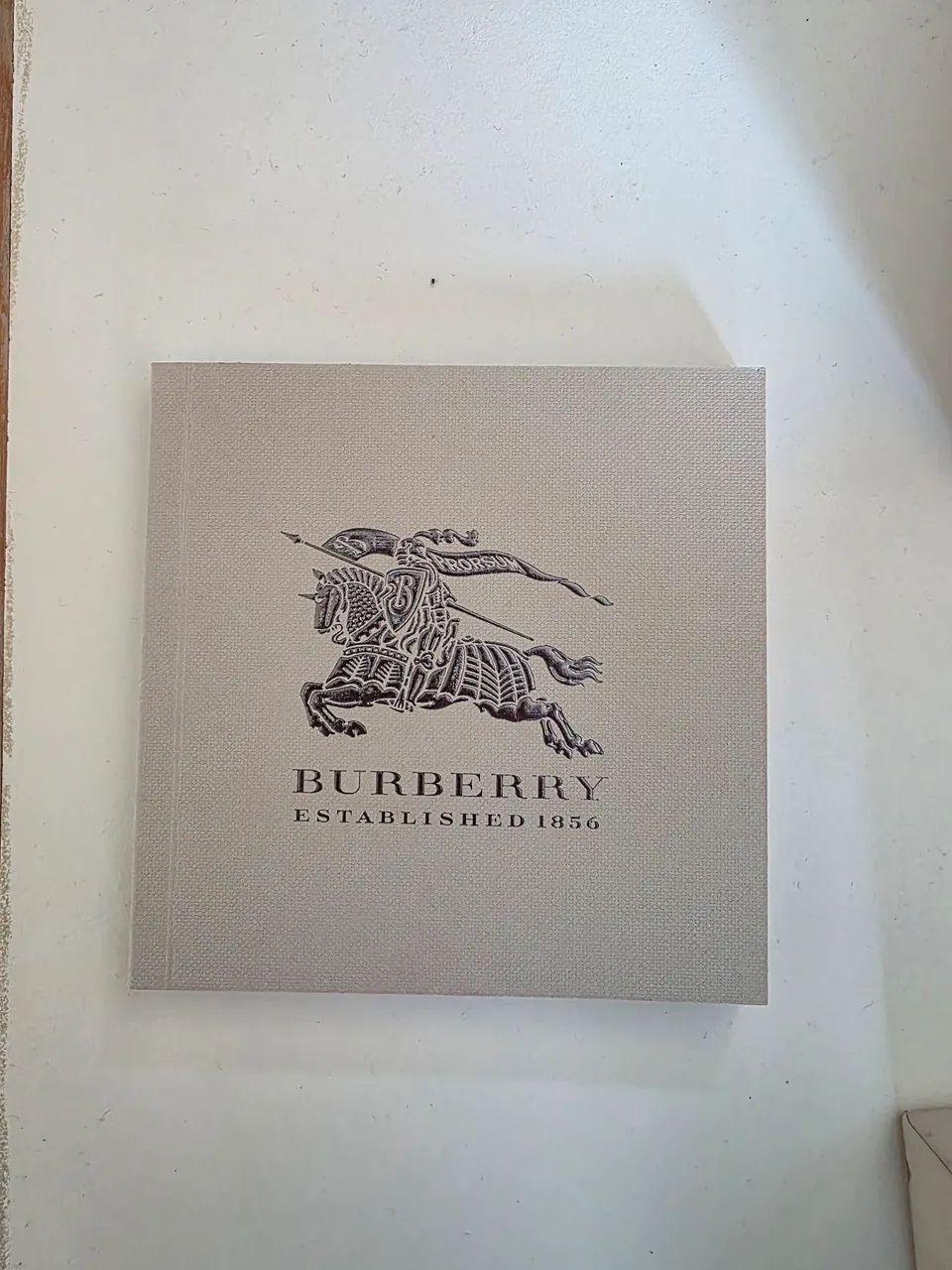 Relógio Burberry Established 1856 - Foto 4