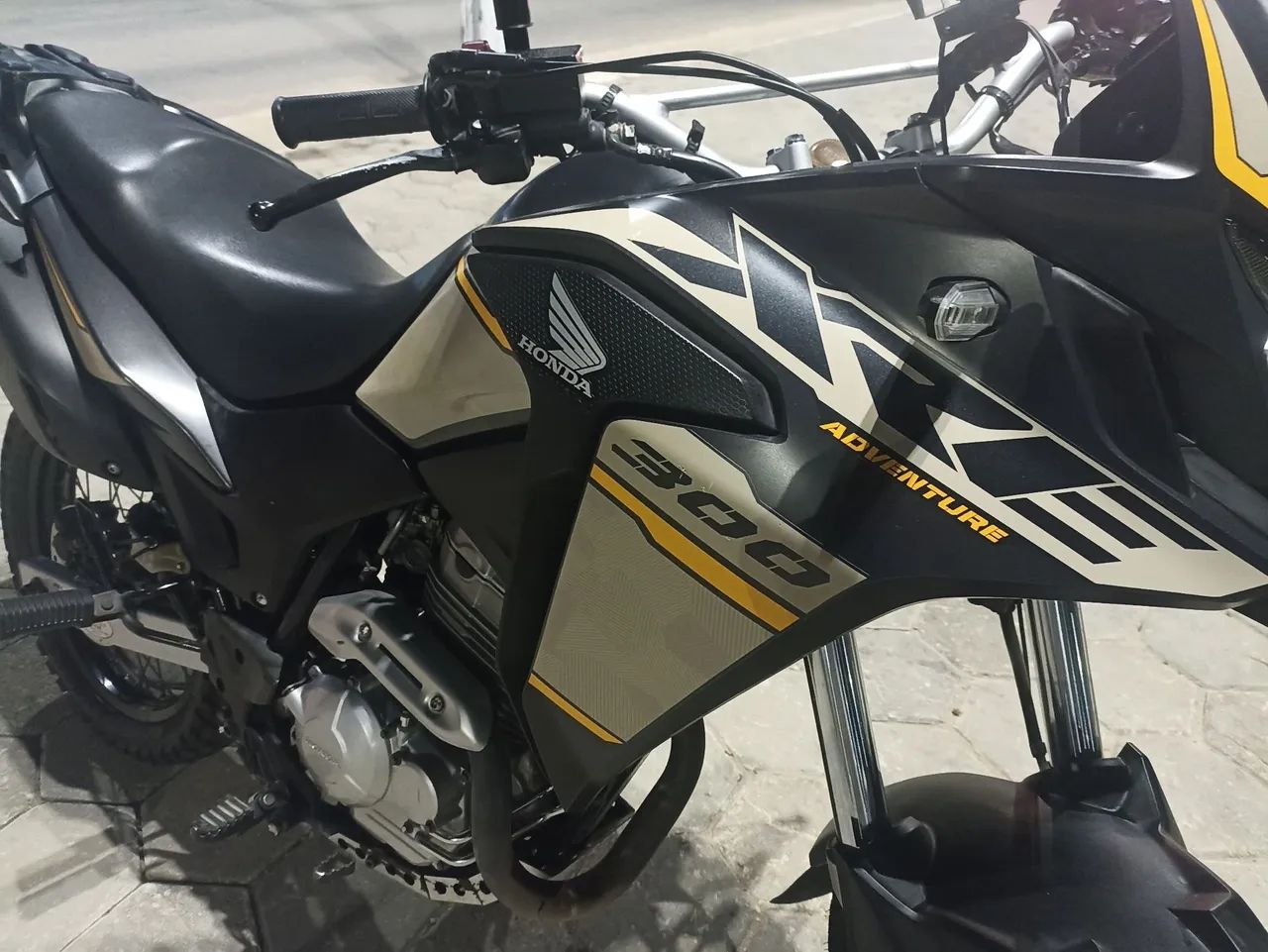 XRE 300 (2023) - Foto 2