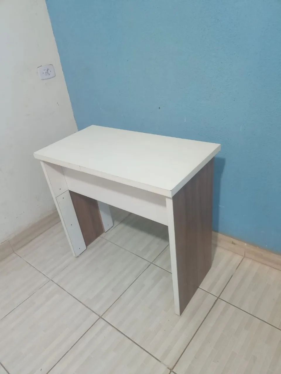 Mesa para notebook USADA conservada  - Foto 2