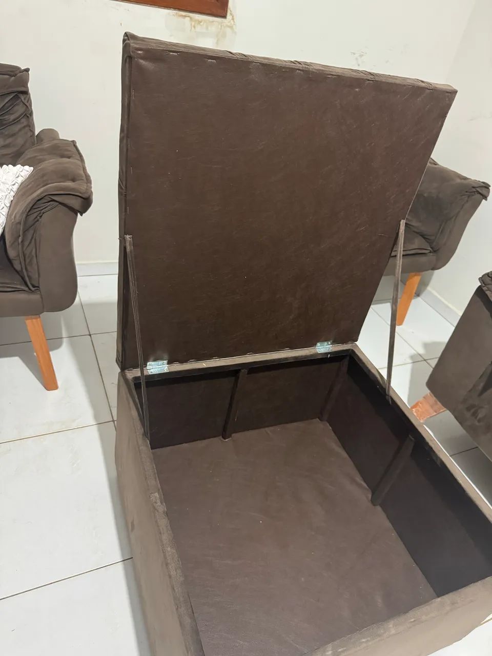 Conjunto Sofá + Poltronas + Cadeiras de balanço  - Foto 3