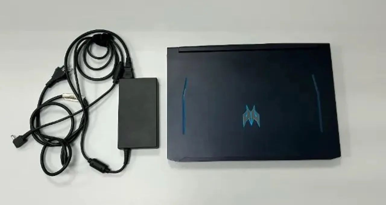 Notebook gamer Helios 300 - Foto 3