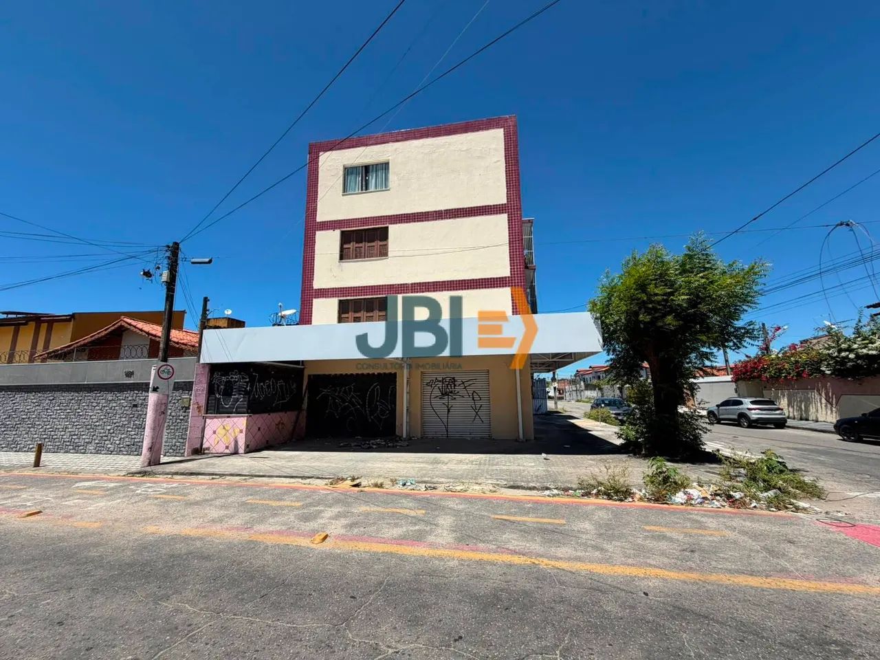 Vende-se Prédio comercial com 6 apartamentos com loja comercial - Foto 5
