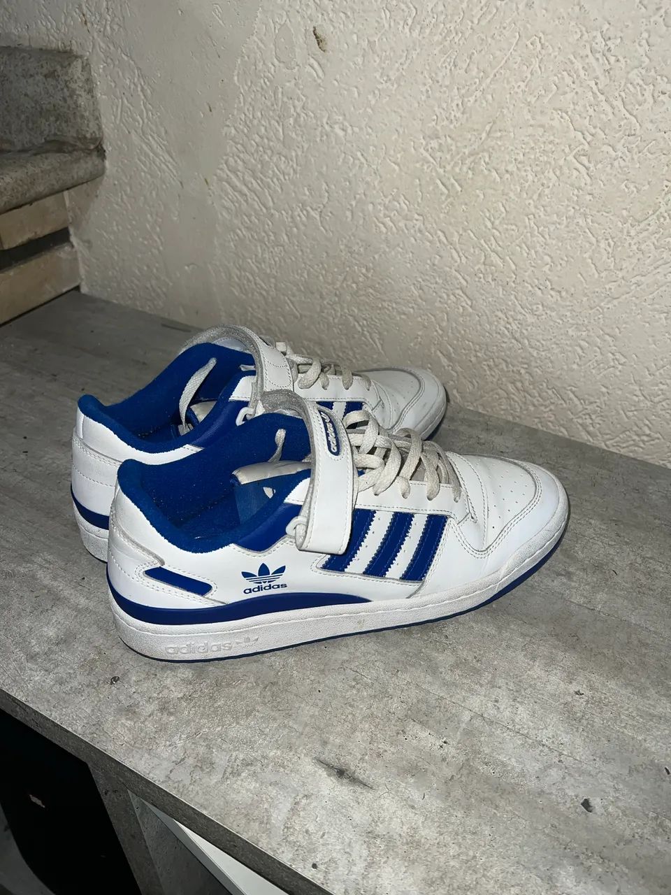 Tênis adidas 