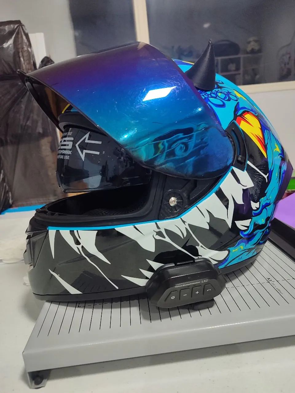 Capacete lvs com óculos - Foto 4