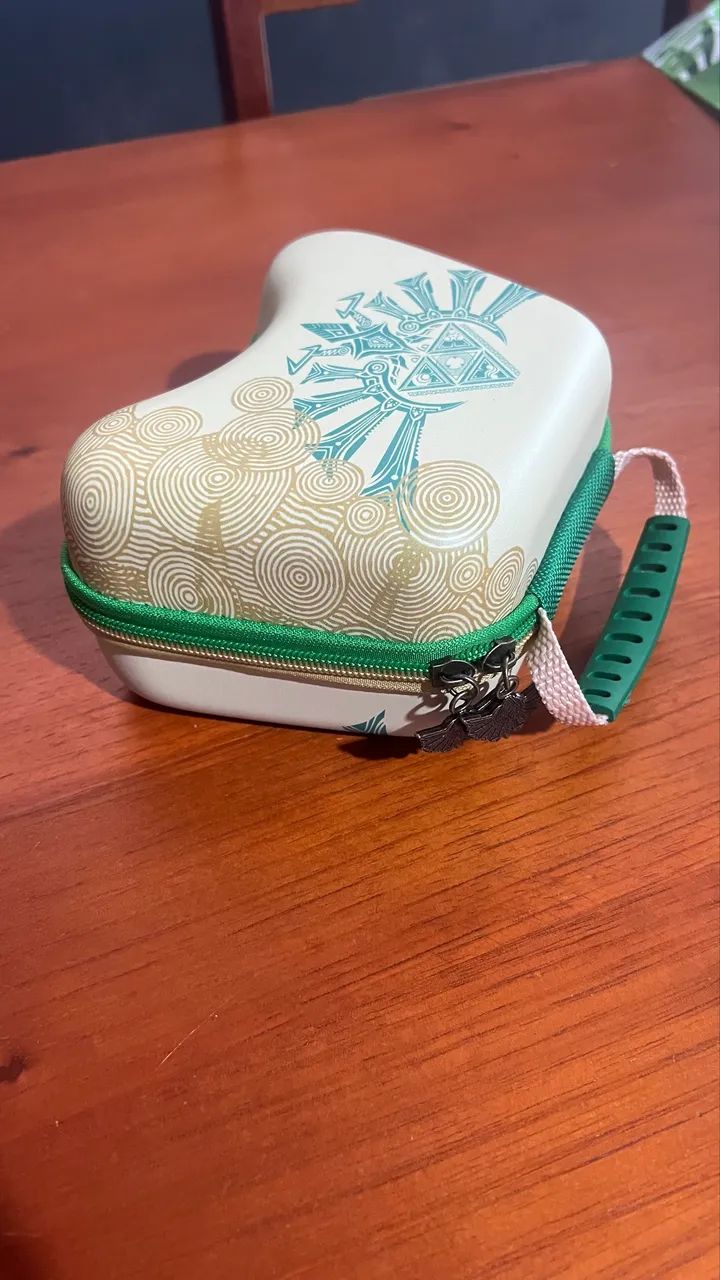 Pro Controle Nintendo Switch Original + Case Zelda  - Foto 2