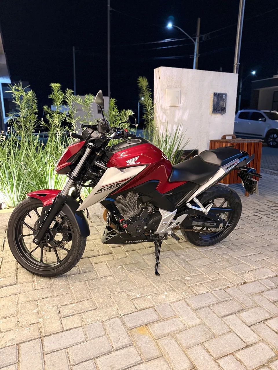 TWISTTER | CB300f - Foto 3