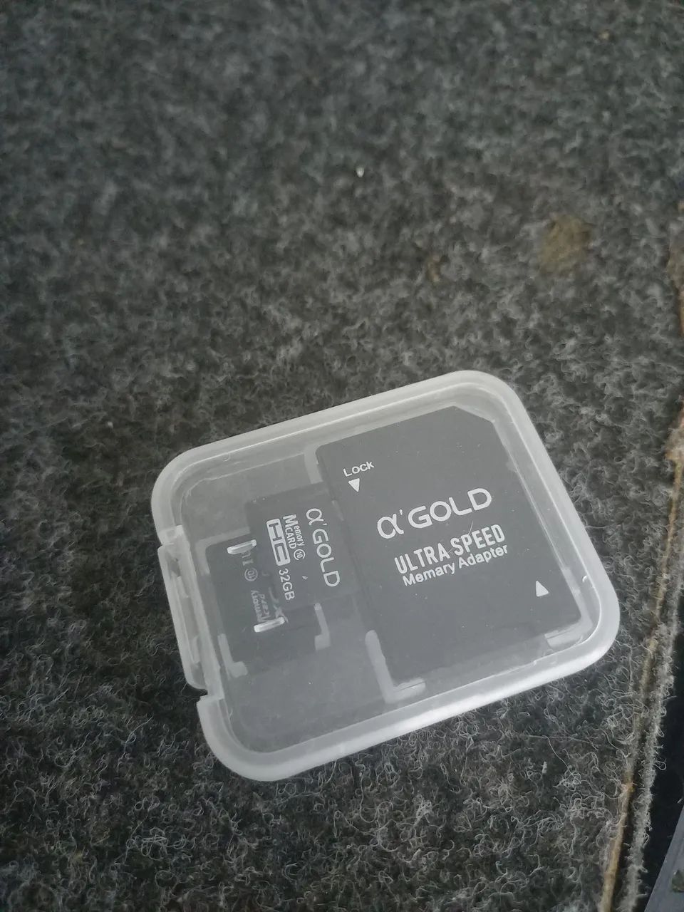 Cartões de Memória + Adaptador USB