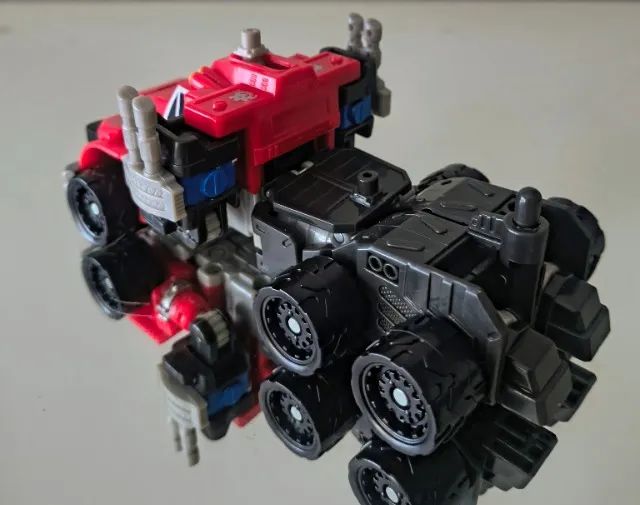 Figure Transformers Cybertron Optimus Prime, completo e original Hasbro, Galaxy Force - Foto 3