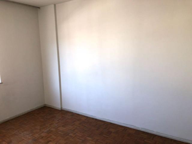 Excelente Apto Vazio amplo 02qts dependência 02vagas portaria elevador Vila Isabel - Foto 8