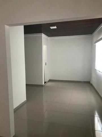 Alugo sala comercial, com 3 ambientes - Foto 2