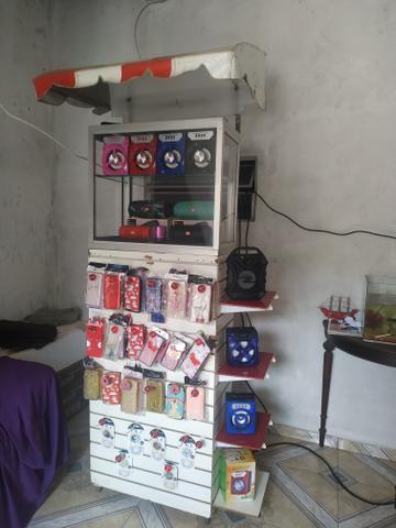 Vendo banca quiosque com vitrine toudo gaveta portão de tranca prateleiras toda completa