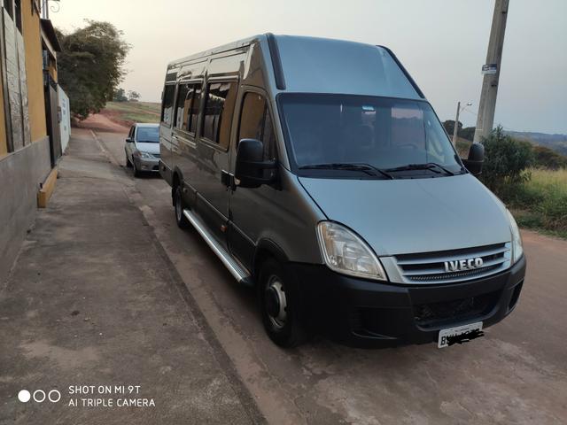 Iveco daily 2011 passageiro completa