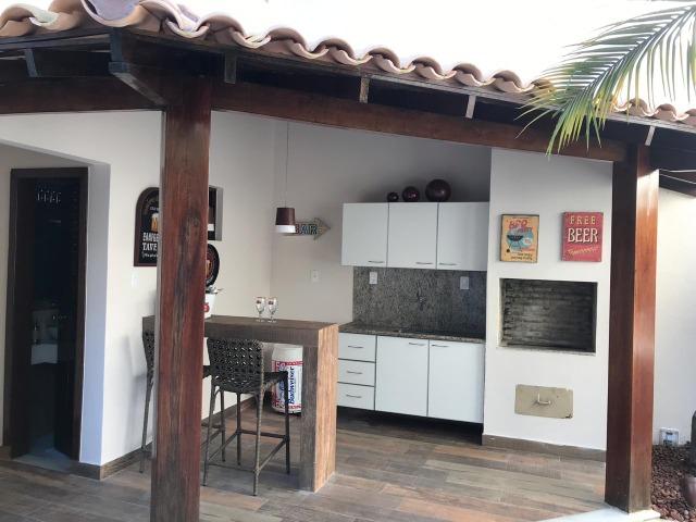 Maravilhosa casa com 5 suites e piscina no Itaigara ! totalmente mobiliada - Foto 9