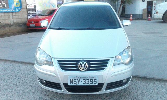 VW Polo Sedã I-Motion
