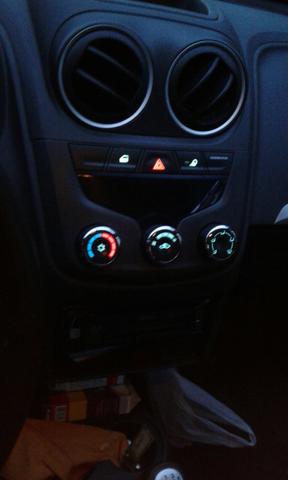 Vende se - Foto 4