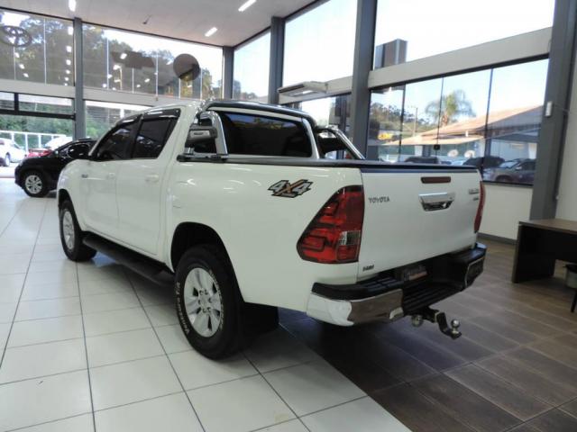Toyota Hilux 2.8 CD SRV 4X4 Diesel Aut. - Foto 5