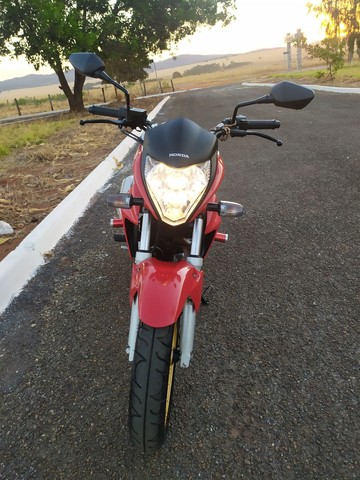 HONDA CB 300R