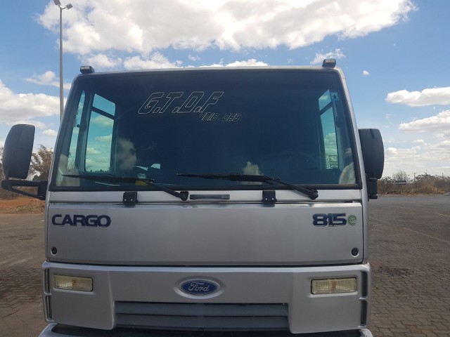 FORD CARGO 815E