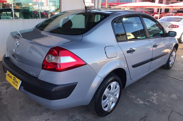 RENAULT MEGANE 1.6
