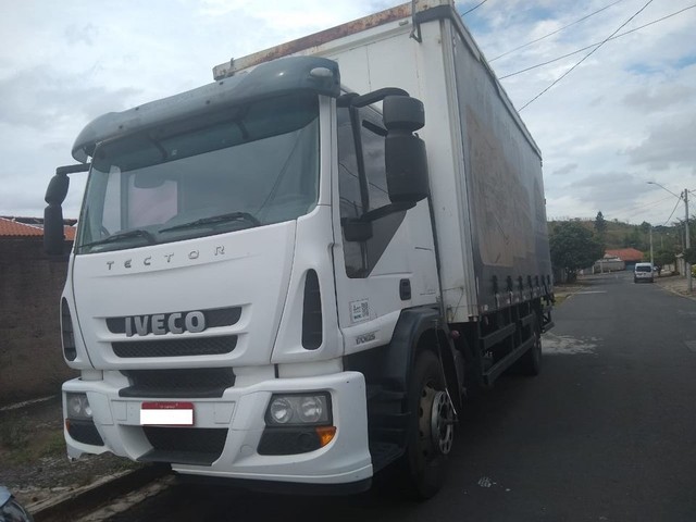 CAMINHÃO IVECO TECTOR 170E25
