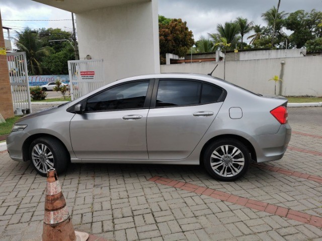 HONDA CITY SEDAN AUTOMÁTICO.