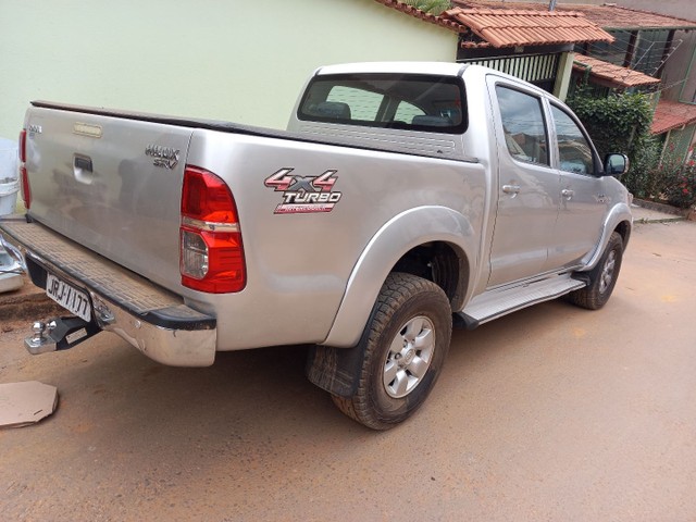 TOYOTA HILUX SRV 3.0 AUTOMÁTICA