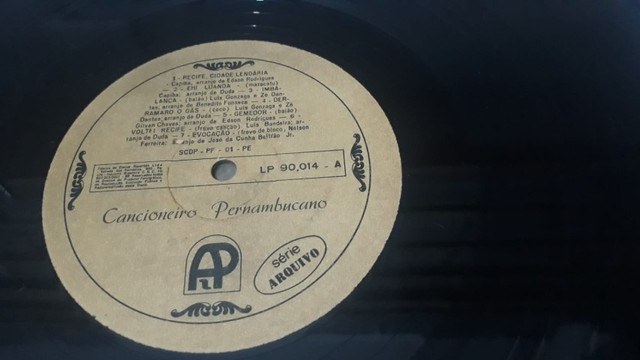 LP Cancioneiro Pernambucano - 1977 - Foto 2