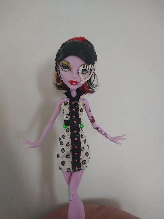 Aluguel Bonecas Monster High