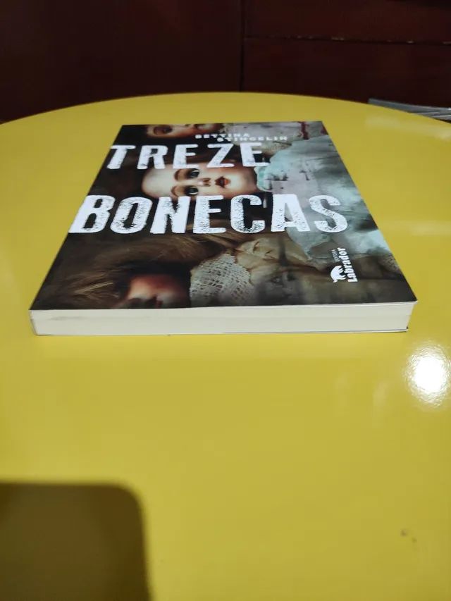Treze Bonecas. Produto novo.