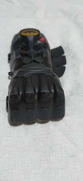 Luva Manopla Do Batman Dc com som de soco e falas  - Foto 2