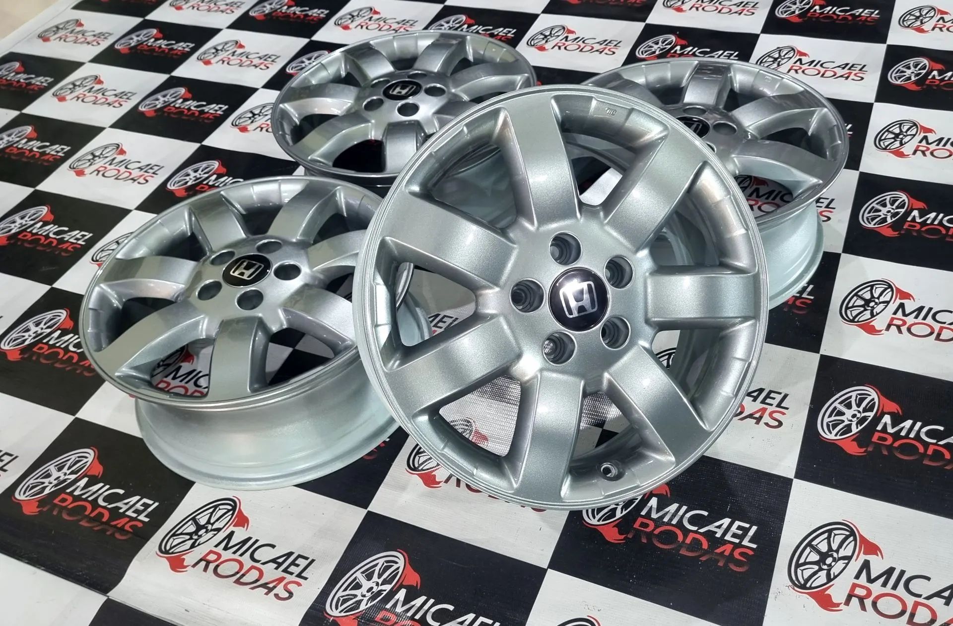 Jogo de rodas aro 17" Honda CR-V CRV 5x114 + Pintura Nova  - Foto 5