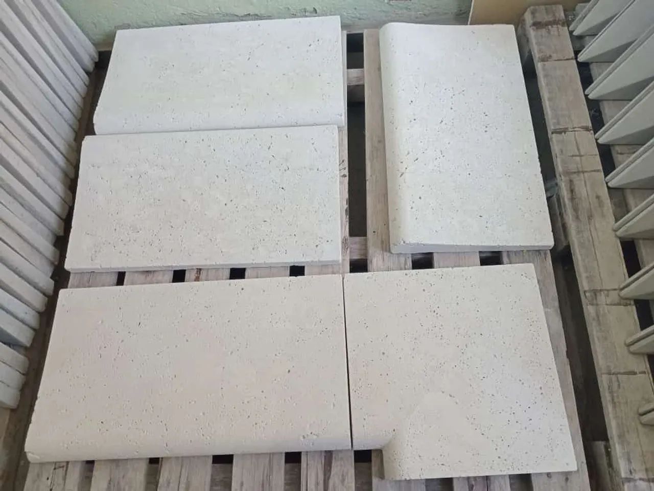 Bordas e pisos atérmicos.  - Foto 2