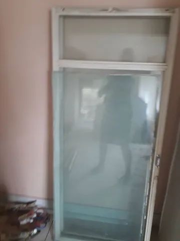 porta e vitrô de ferro  com vidros  - Foto 3