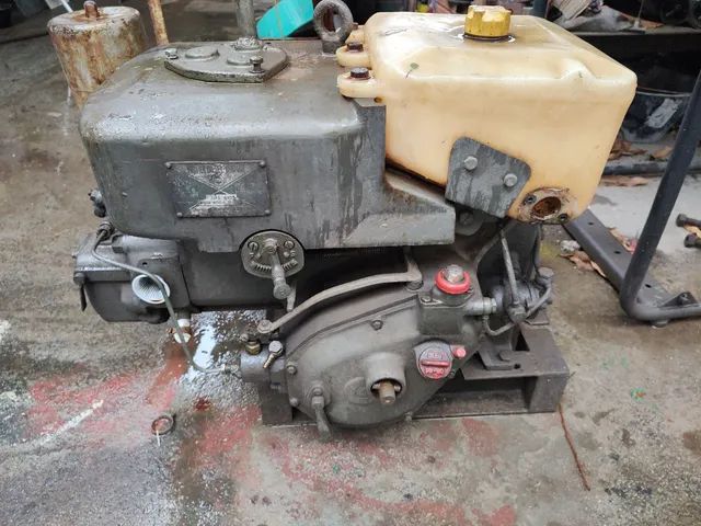 Motor yanmar B10 