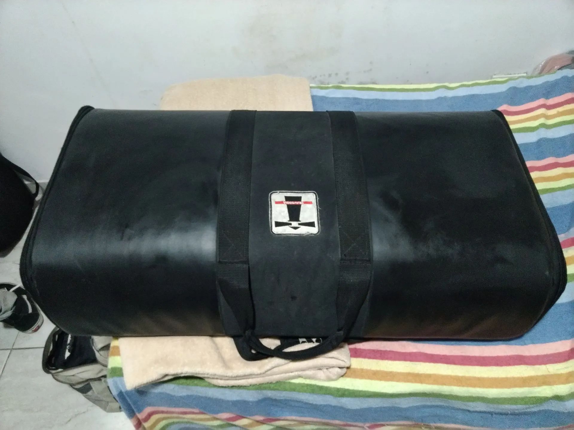 Bag de couro acolchoada 90x45cm 