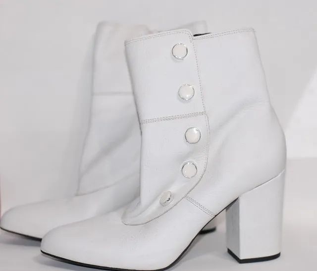 bota couro branca cano médio número 38