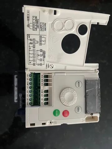 INVERSOR DE FREQUÊNCIA SCHNEIDER - Foto 3