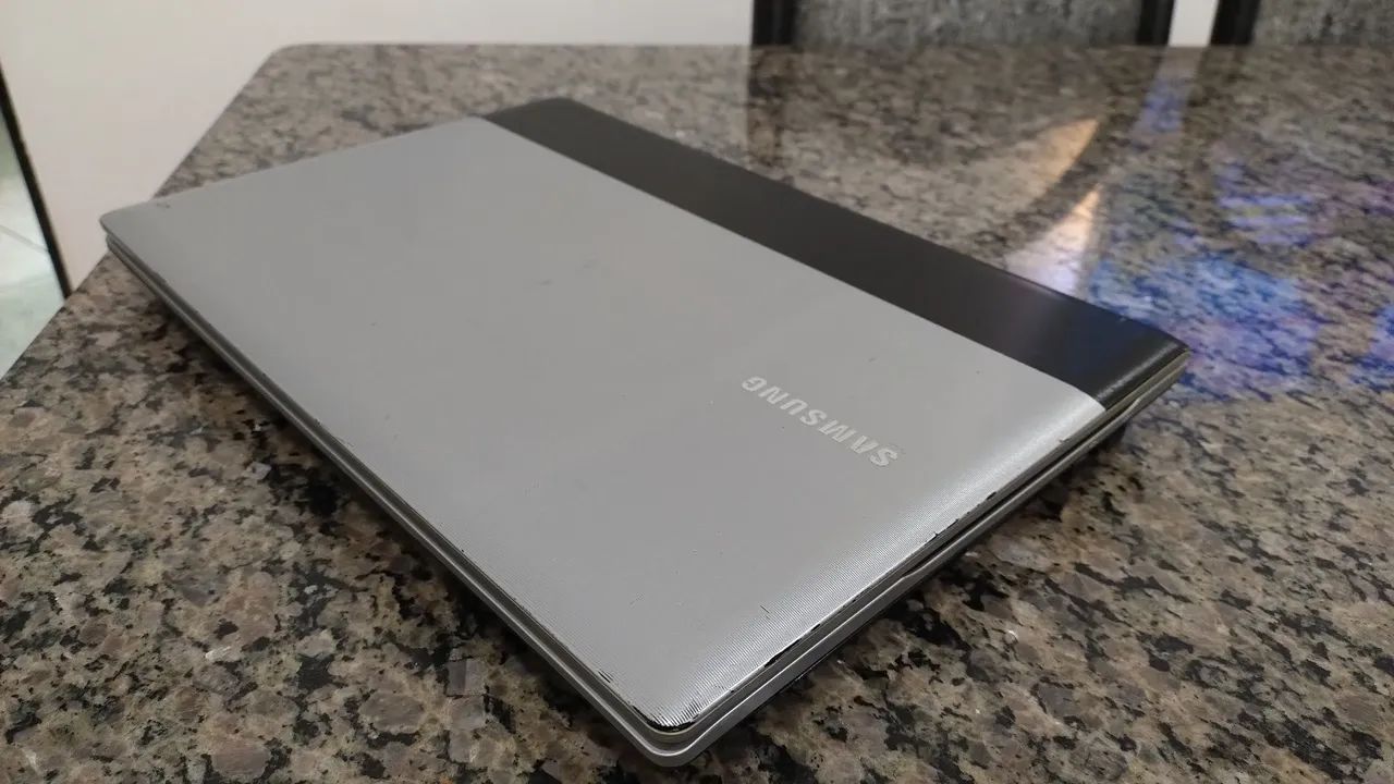 Notebook Samsung 1.3 ghz com 320 gb com 8gb ddr3 ( windows 10)  - Foto 4