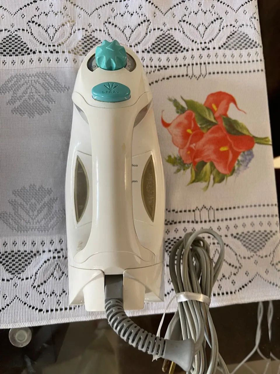Ferro de passar roupa à vapor  - Foto 3