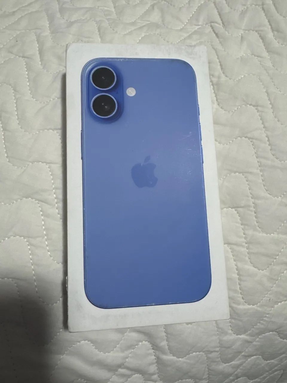 iPhone 16 128GB Ultramarino novo na caixa