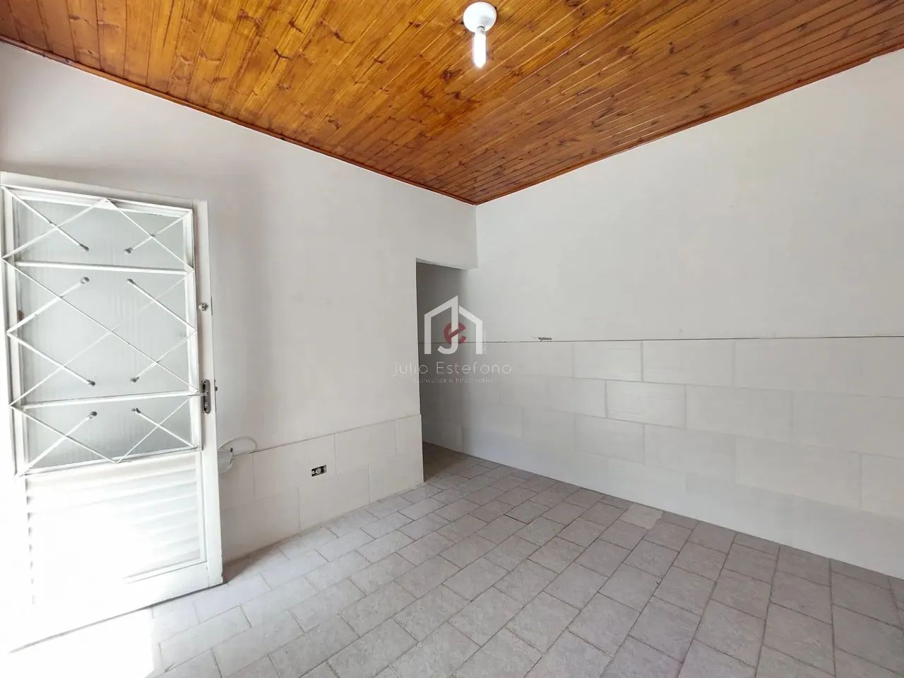 Casa, 3 Dormitórios (1 Suíte) & Edícula - Jardim Santa Clara - Taubaté/SP - Foto 2