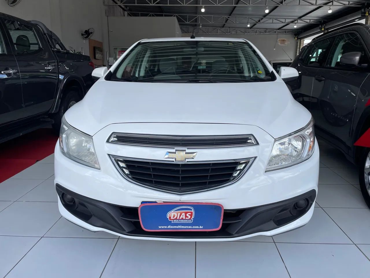 CHEVROLET ONIX HATCH LT 1.0 8V FlexPower 5p Mec. - Foto 2