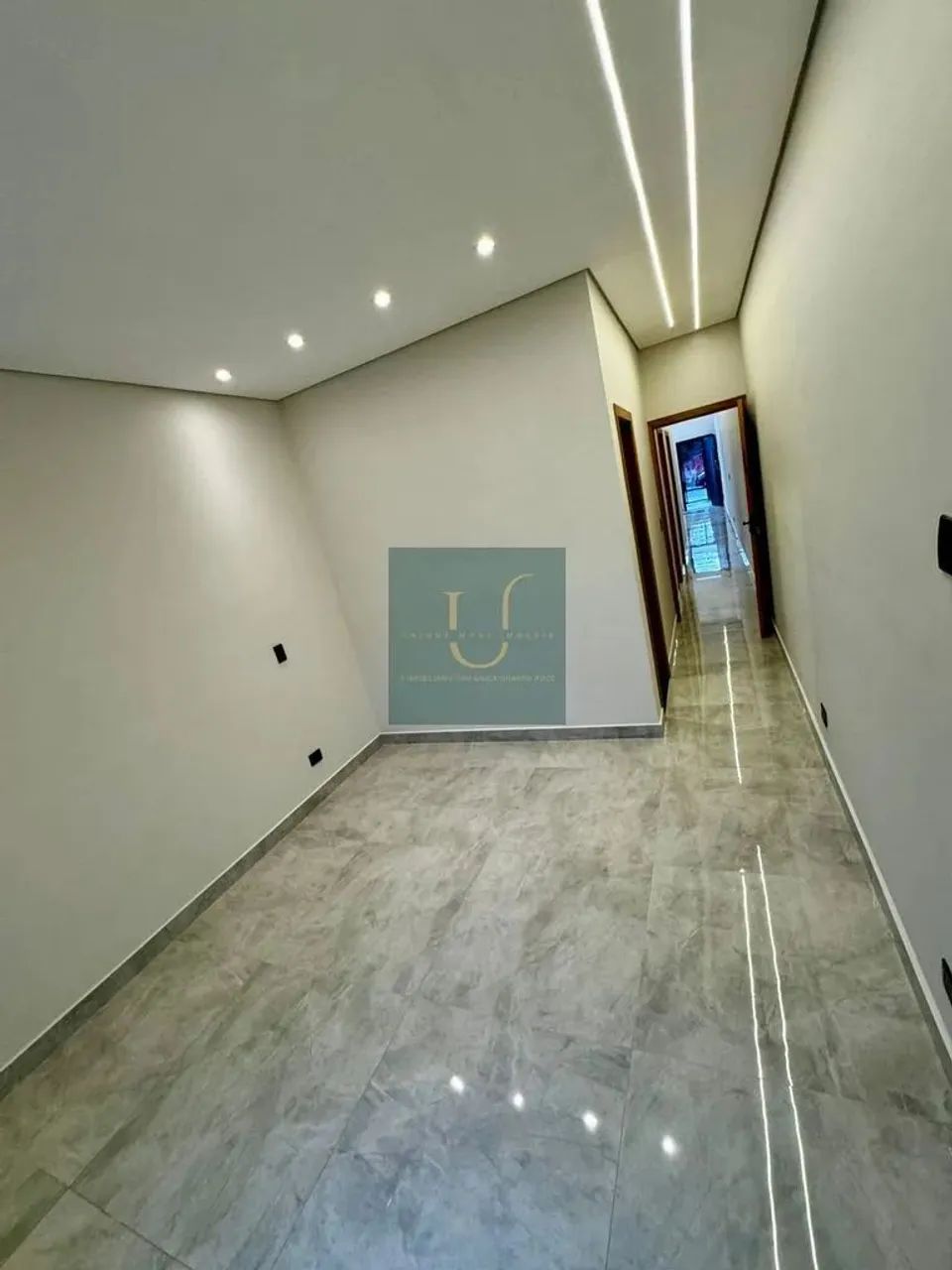 Sobrado, 2 quartos sendo 1 suíte, 2 vagas, 75m², Jd Layir - Foto 3