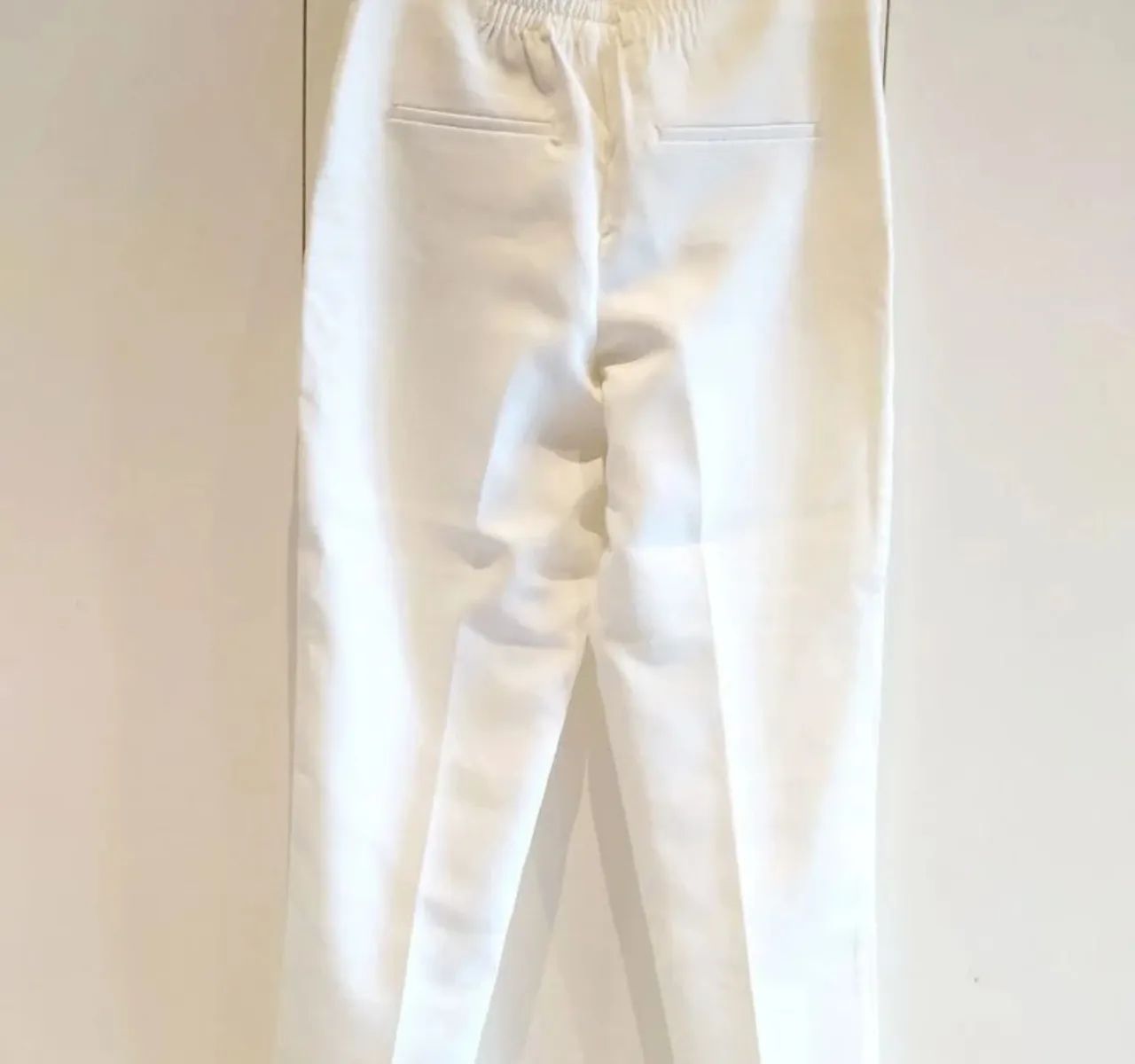 Calça branca Zara 38 - Foto 4