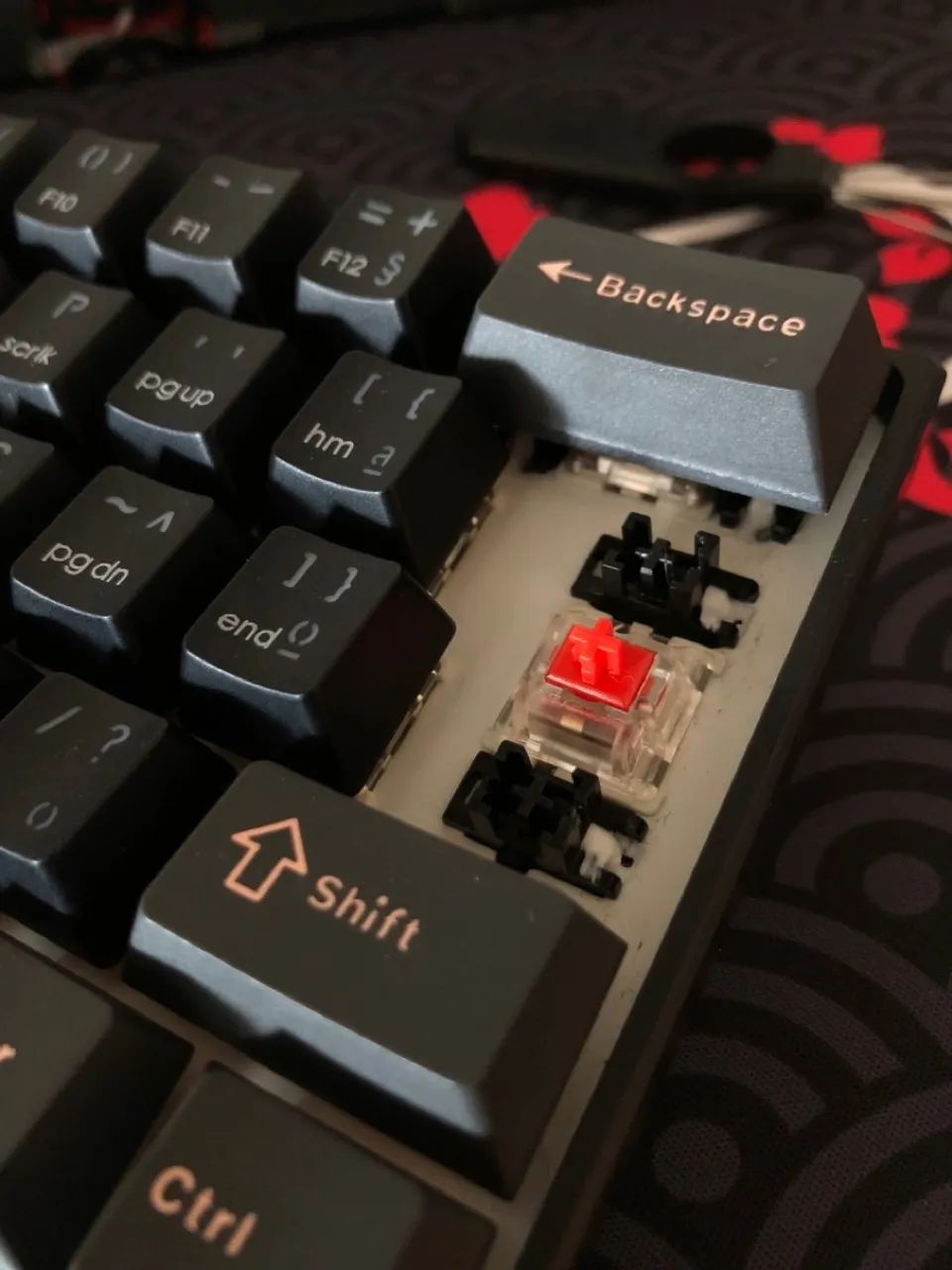 Teclado 60% RGB - KBM  - Foto 3
