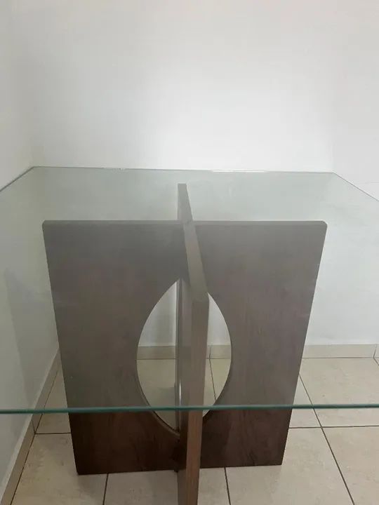 MESA COM TAMPA DE VIDRO 1M x 1M - Foto 3